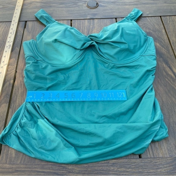 Anne Cole Plus Size Twisted Front Underwire Tankini 24 W Macys - Picture 2 of 9